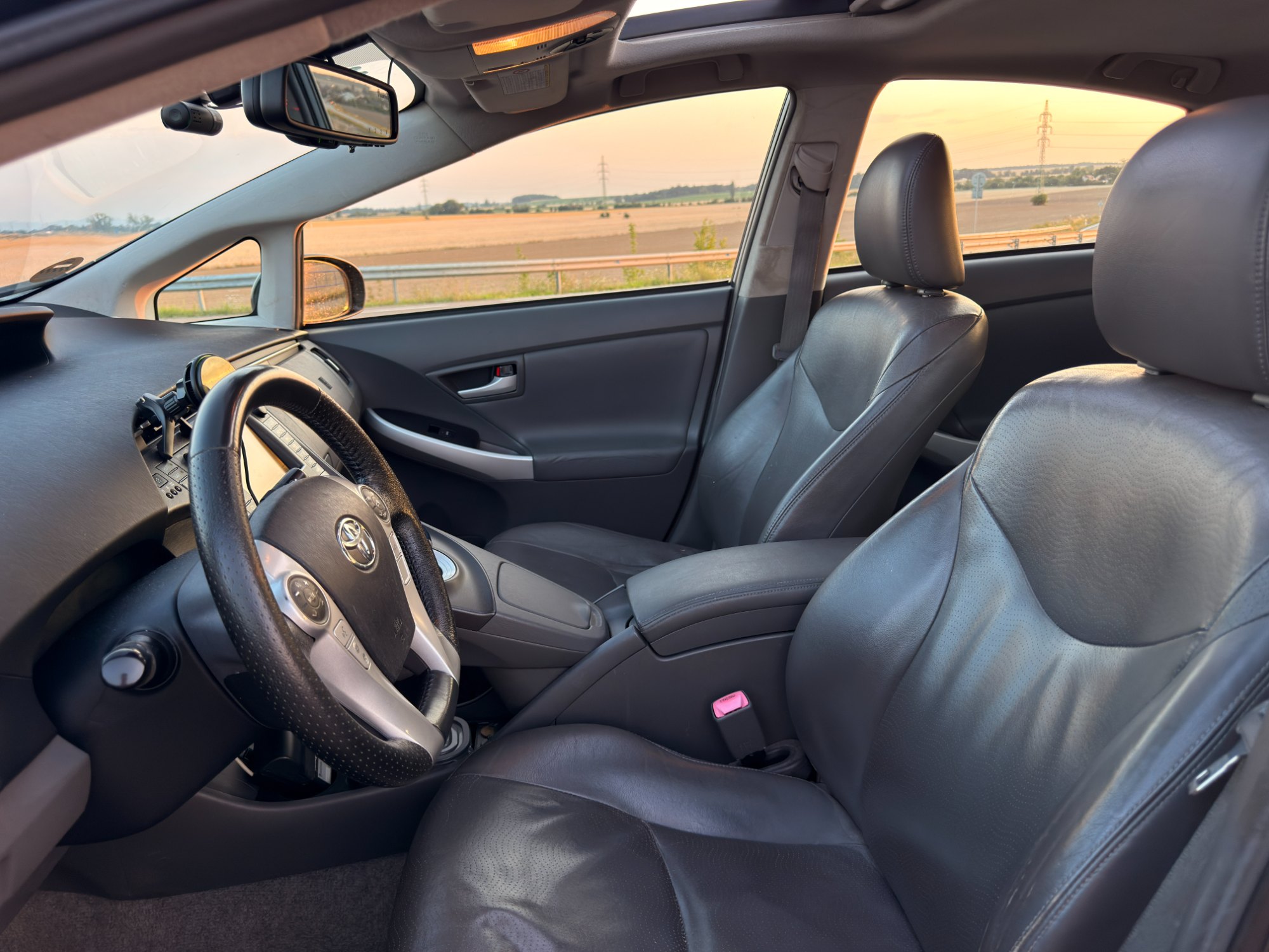 Toyota Prius 4