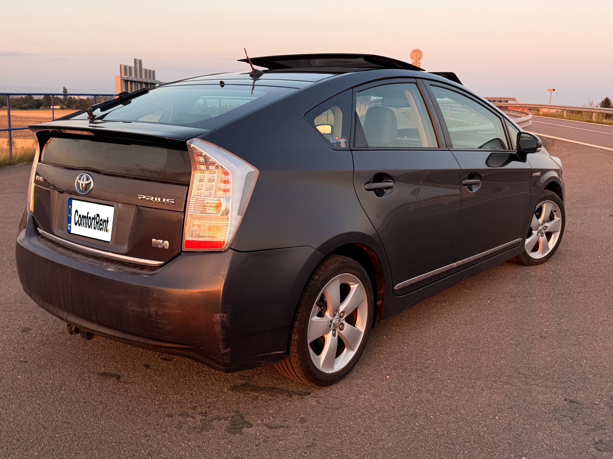 Toyota Prius 3